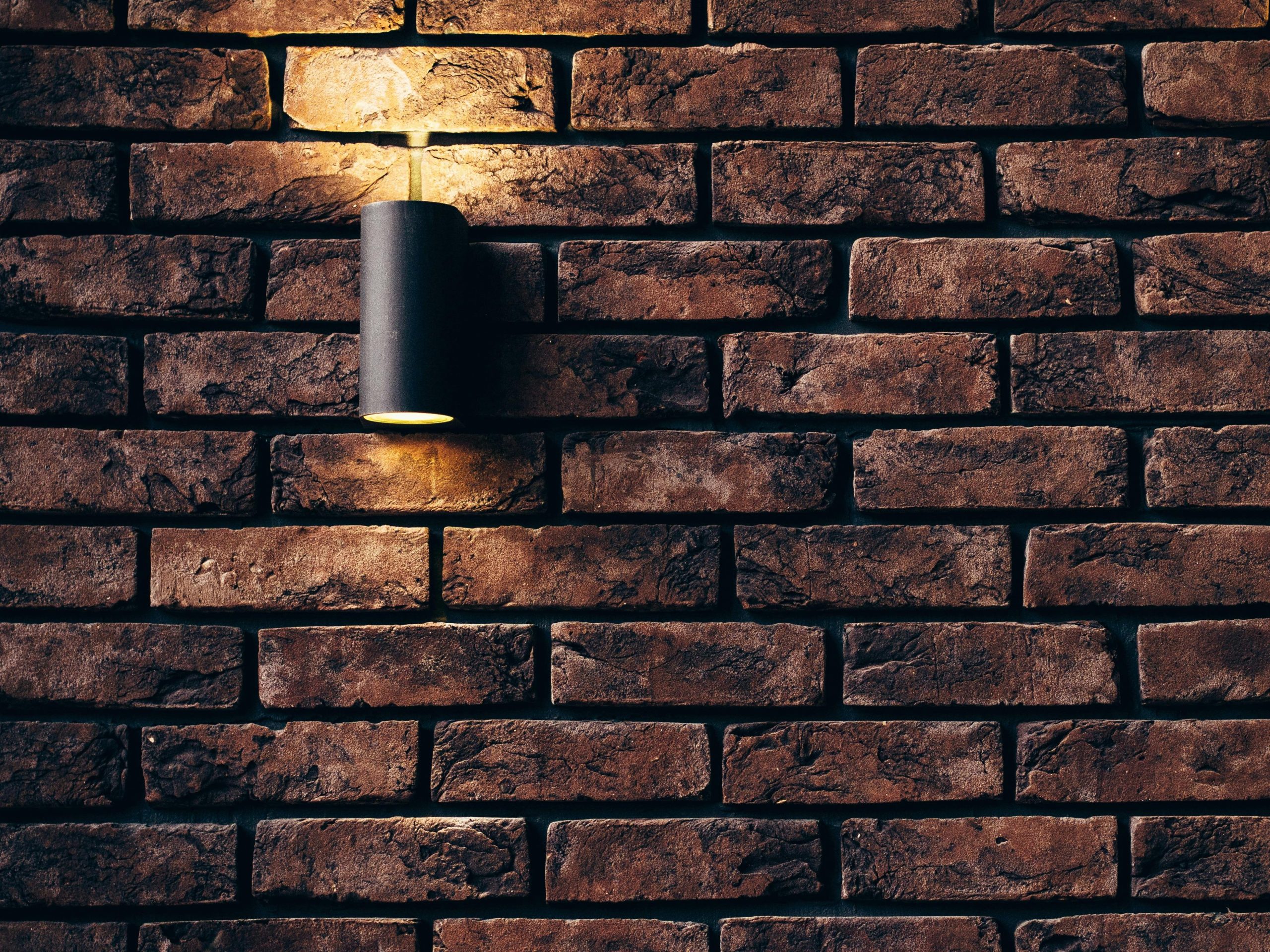 Iluminación eficiente: cómo reducir el consumo eléctrico en tu hogar o negocio